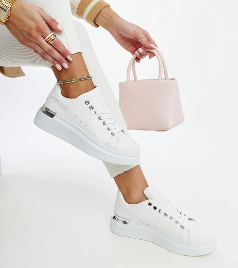 Meriana fehér sportcipők