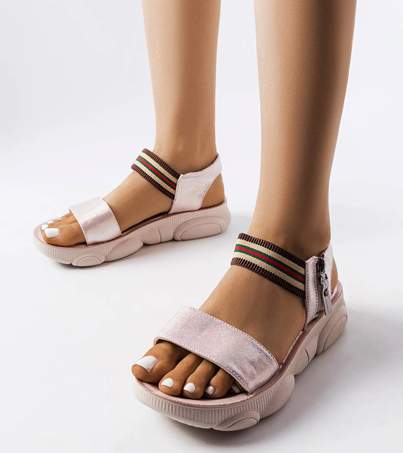 Rózsaszín metálos sport szandál Parsip