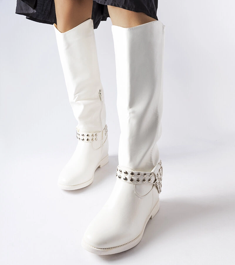 Fehér bokacsizma fedett talppal Argentano