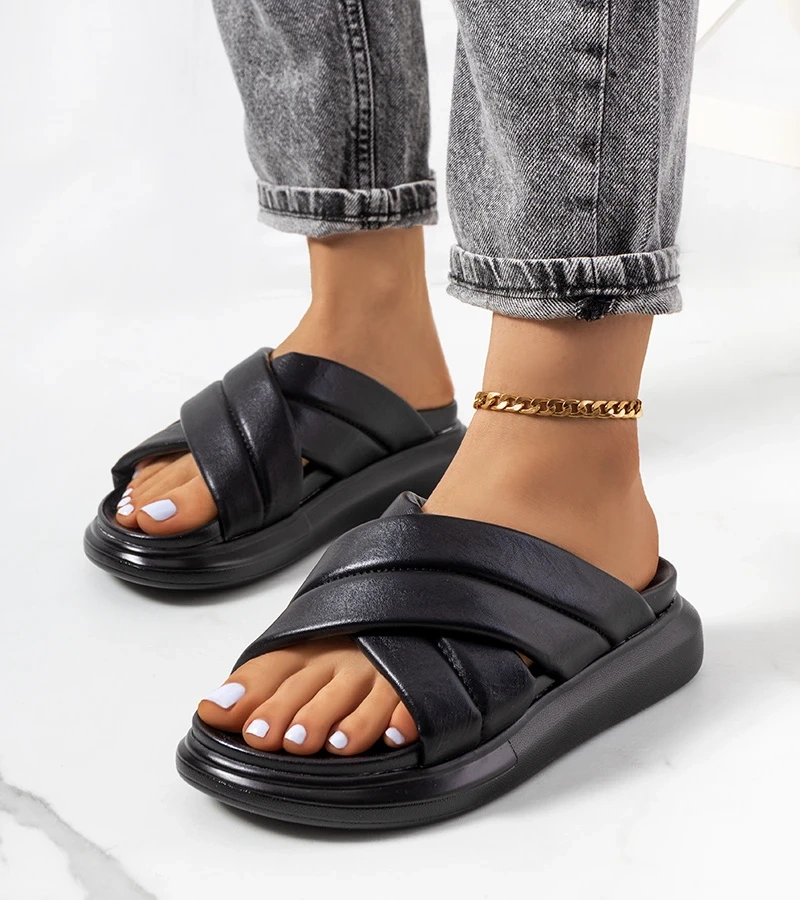 Fekete platformos papucsok Allport