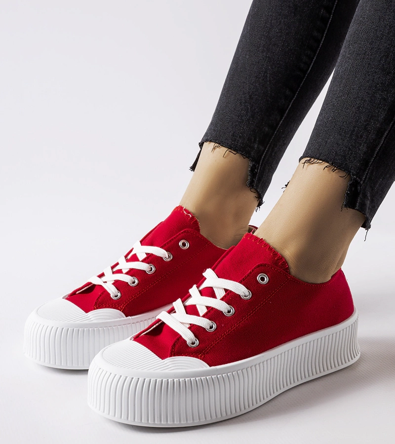 Vörös vastag talpú Fortunata tornacipők