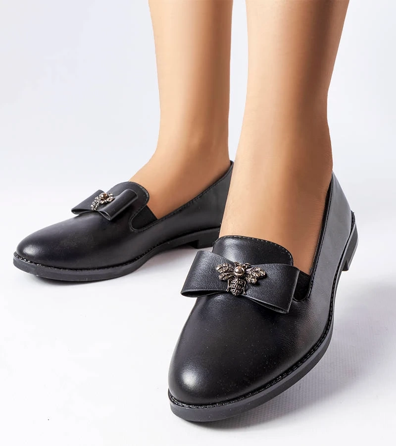 Fekete díszes mokaszin Ila