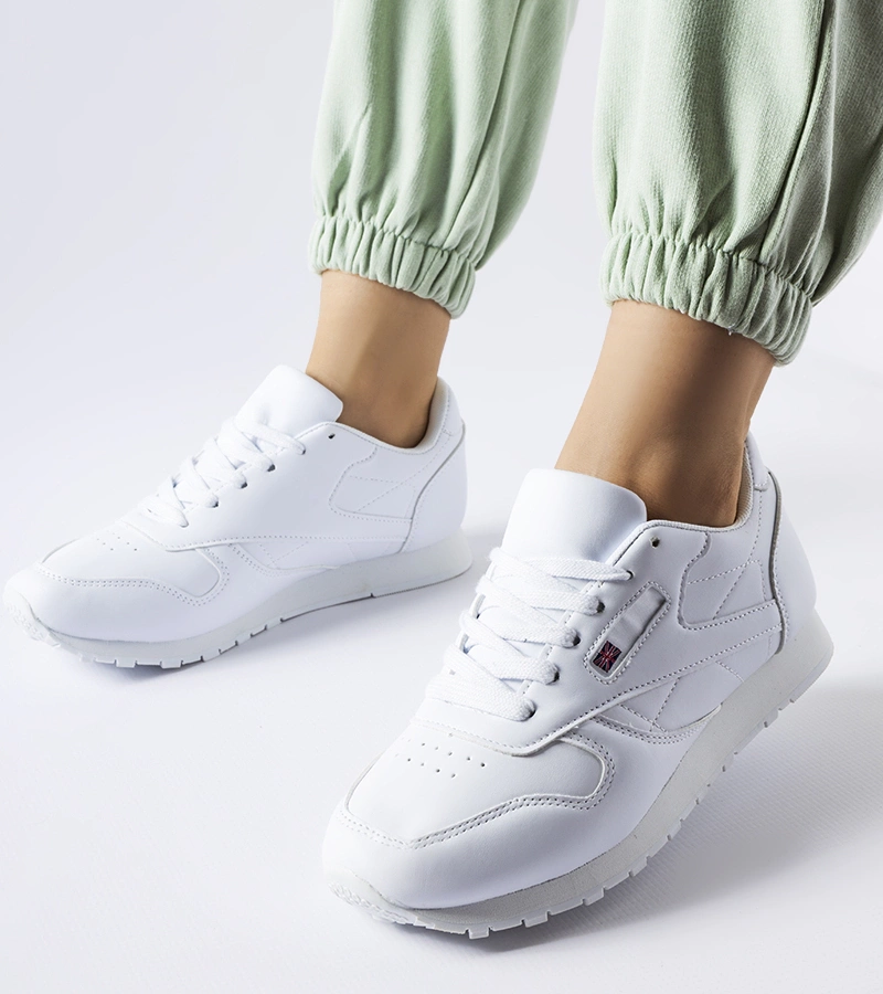 Fehér klasszikus Poulsen tornacipők