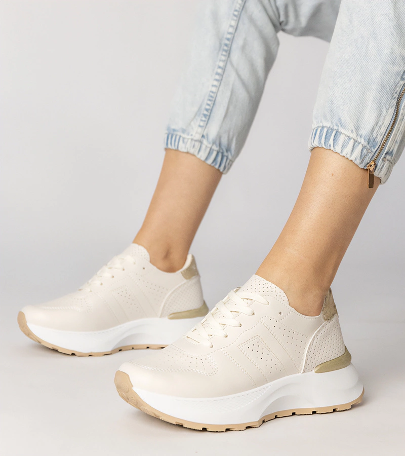 Lenkuta arany betétes sportos bézs tornacipő