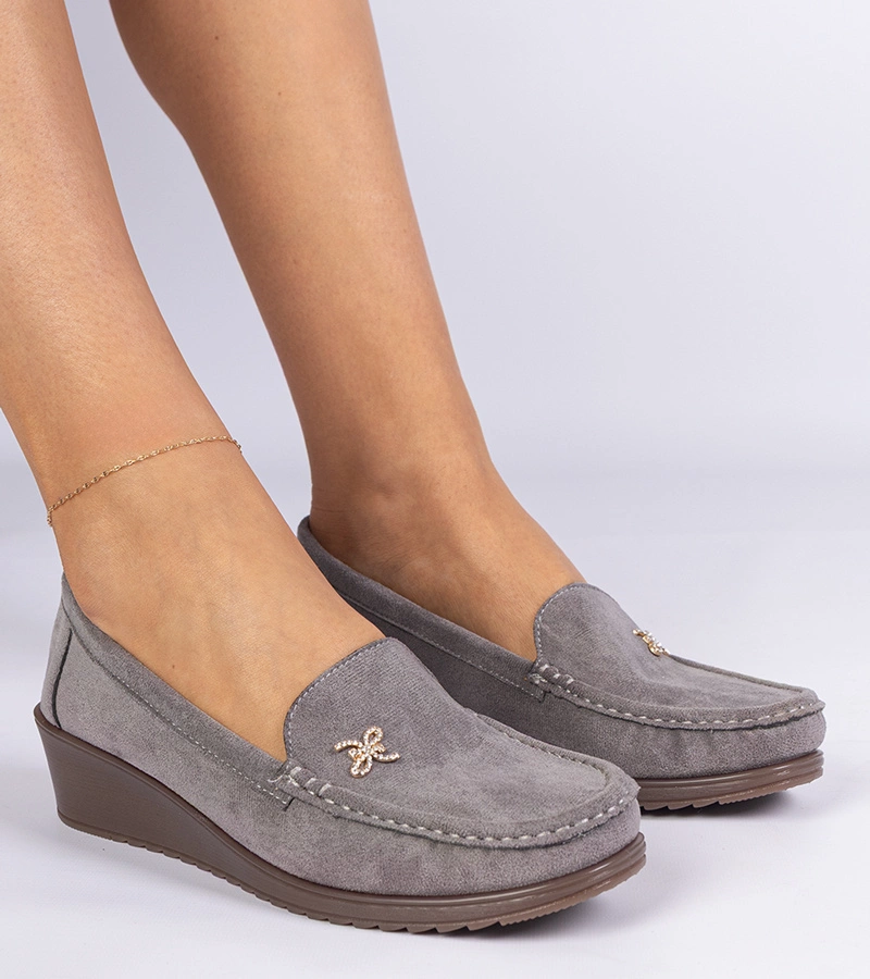 Sarimi női szürke mokaszin ék talppal ökobőrből