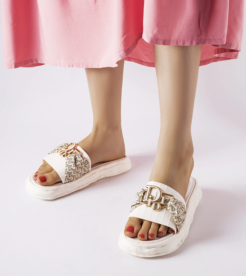 Fehér gumi díszes papucs Bérard