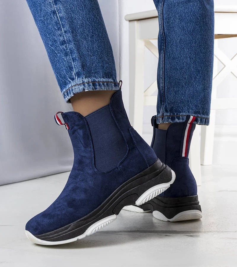 Takani melegített sötétkék bokacsizma