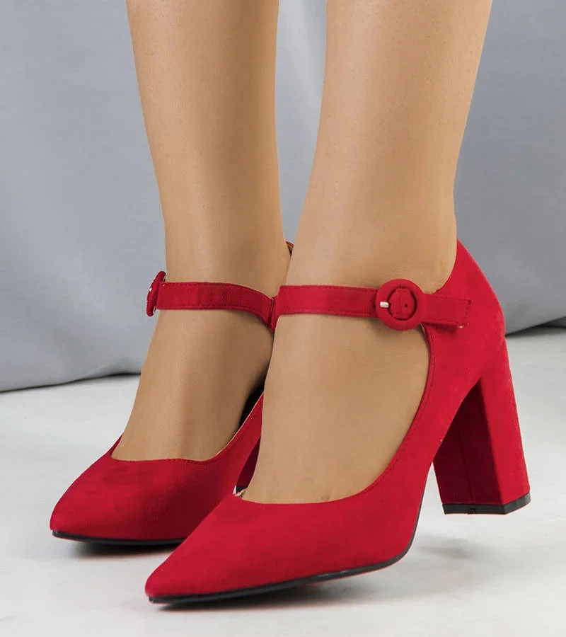 Keller piros sarokcipő