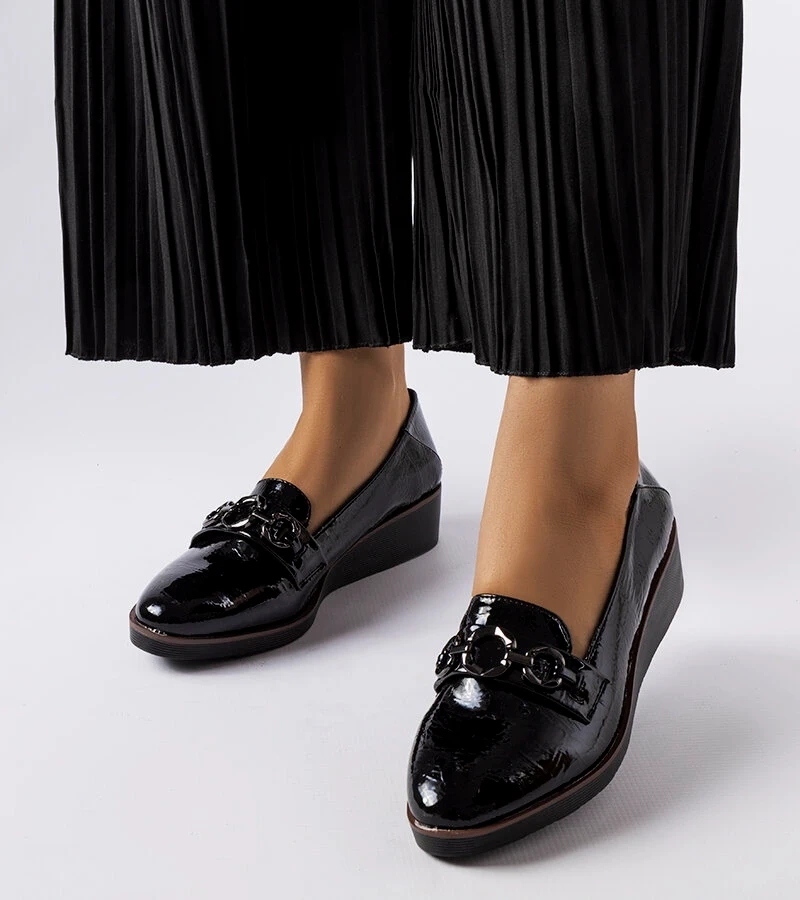 Fekete lakkozott platformos mokaszin Erin