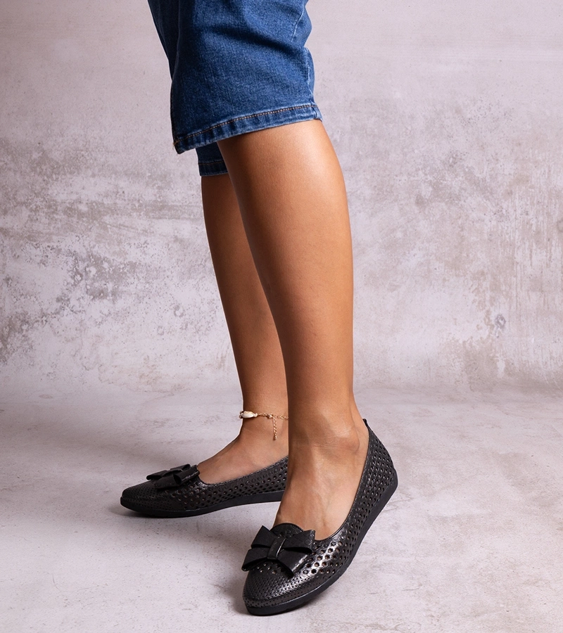 Fekete fényes balerina Binney