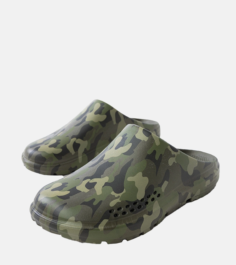 Zárt férfi zöld papucs Arnos