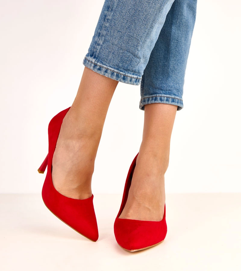 Alexa piros művelúr tűsarkú