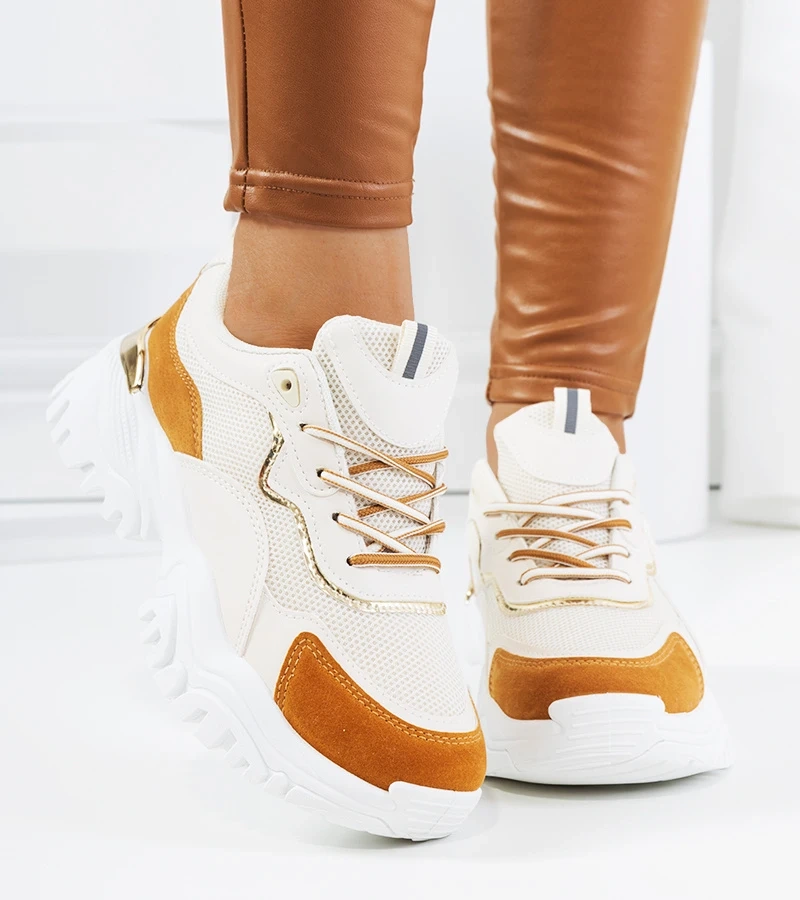 Osorio sportcipő bézs színben