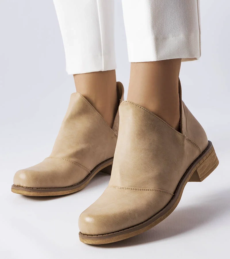 Lacombe szabálytalan szárú bézs bokacsizma