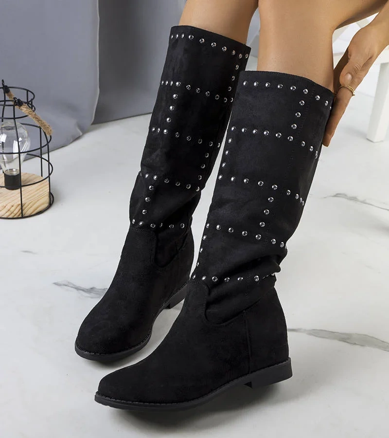 Fekete platformos csizma Mercato