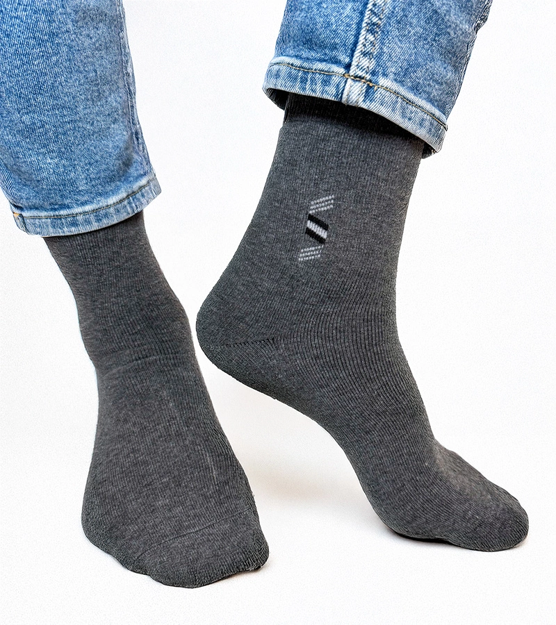 Fekete-fehér meleg Sella zokni