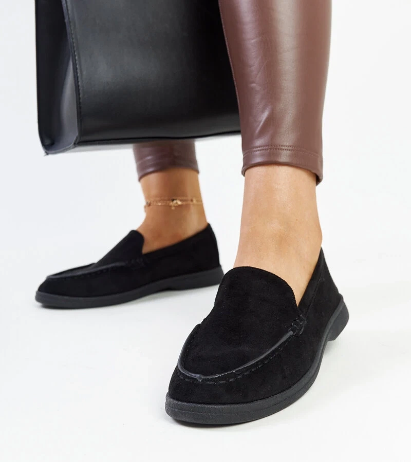 Fekete bársony Rumay cipők