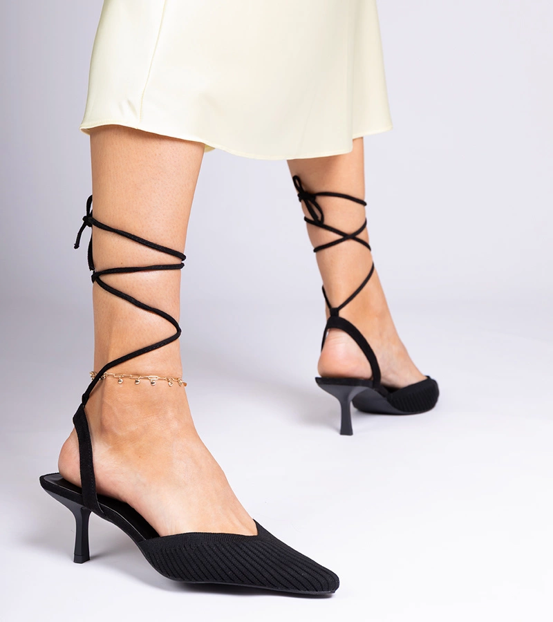 Palman nyitott sarkú anyag körömcipő fekete