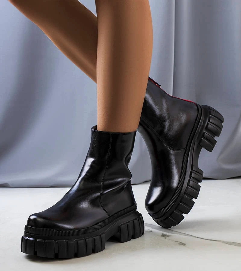 Fekete bokacsizma Lapillo