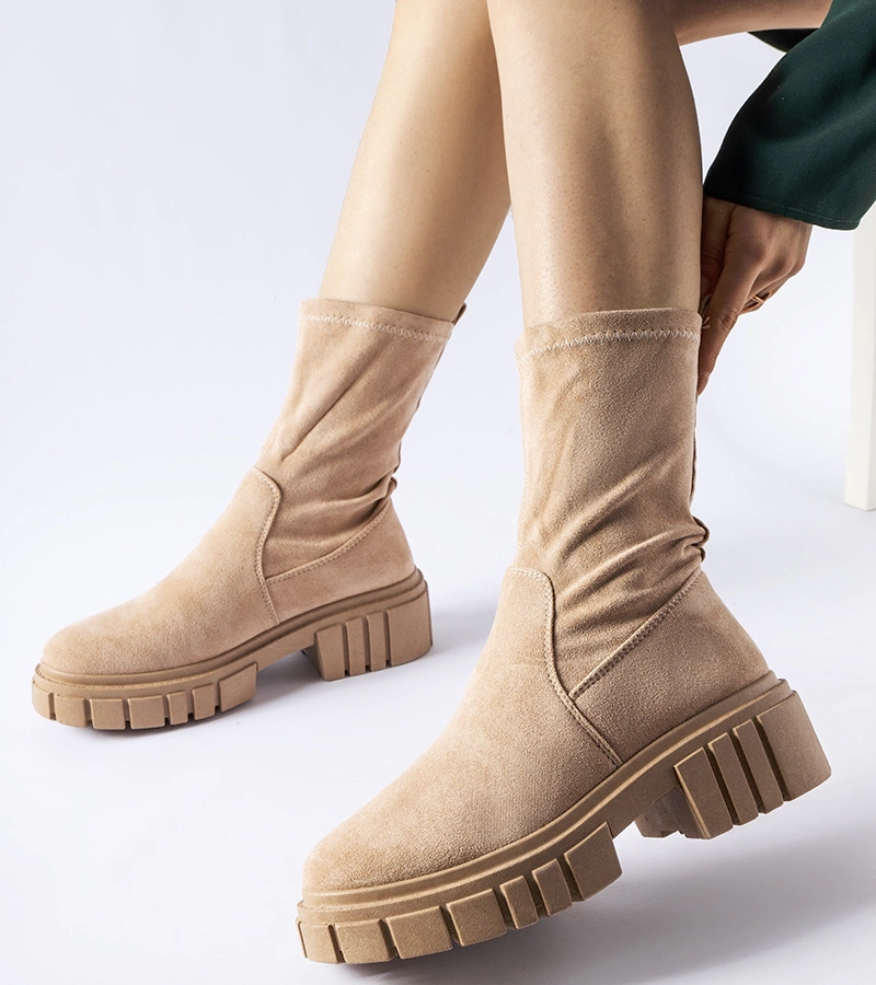 Barna bokacsizma vastag talppal Cori