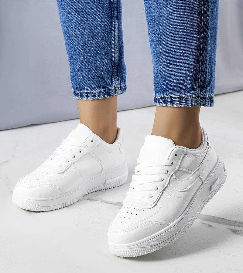 Fehér vastag talpú Kim tornacipők