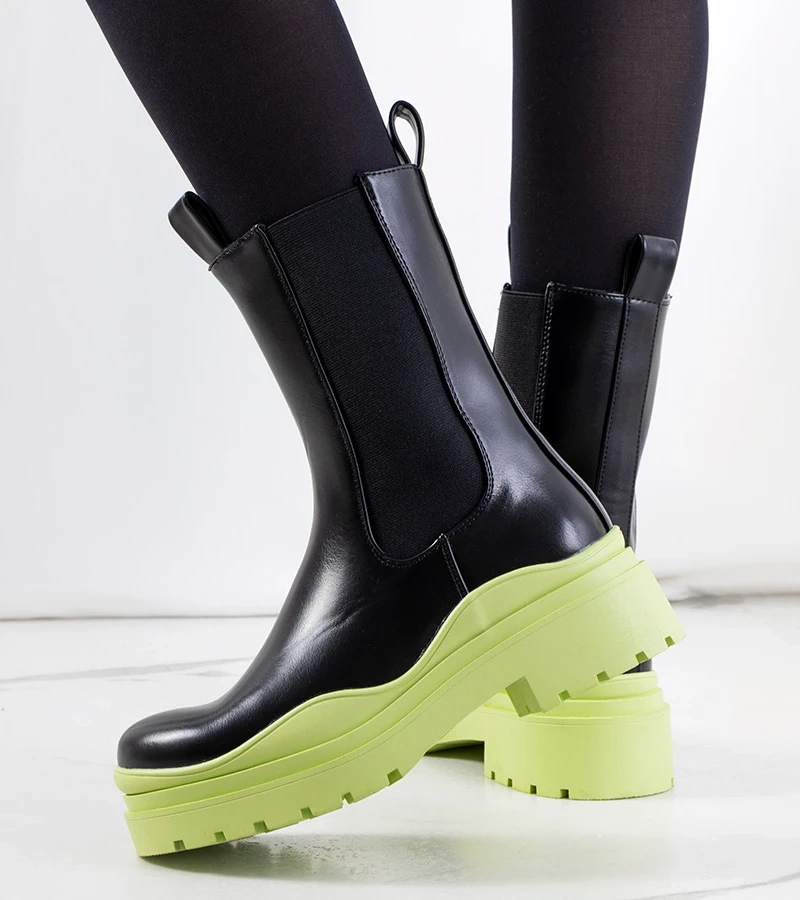 Fekete bokacsizma zöld talppal Nester