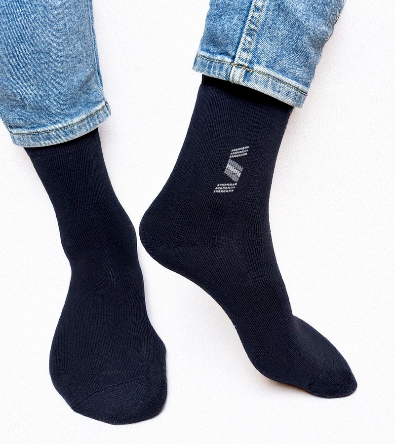 Fekete-fehér meleg Sella zokni