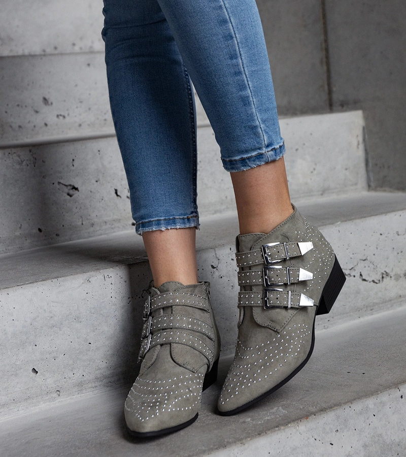 Zöld díszes bokacsizmák alacsony sarkon Forever