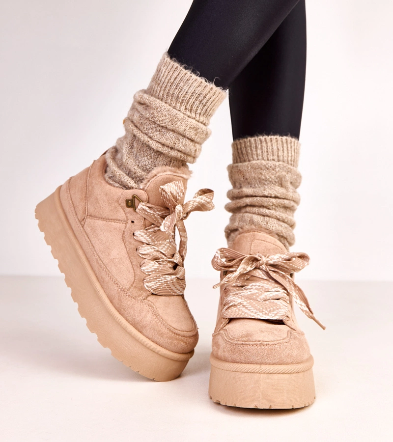 Barna, bélelt tornacipők vastag fűzővel Landry