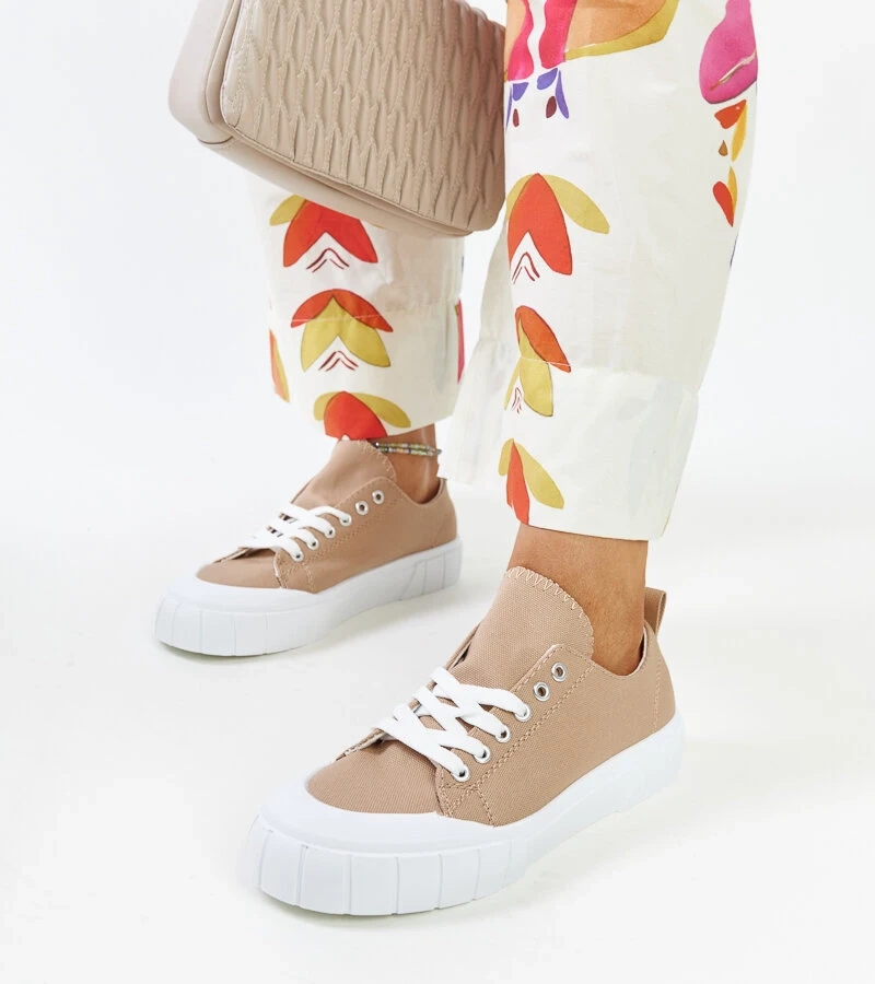 Eduard barna anyag tornacipői