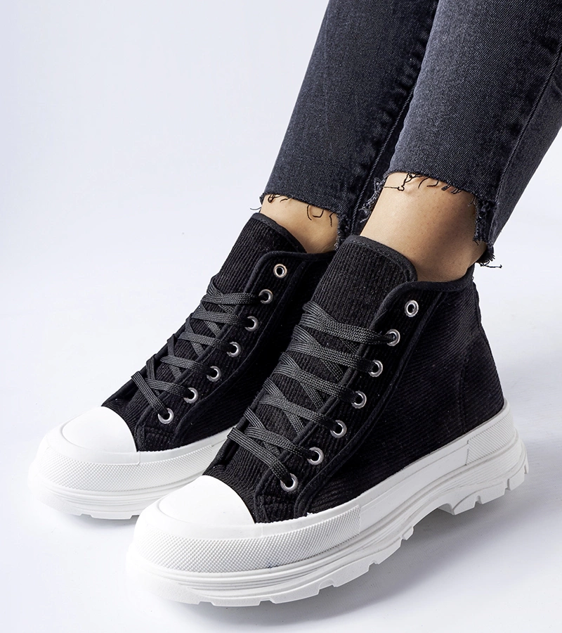 Fekete bokacsizma Villaggio