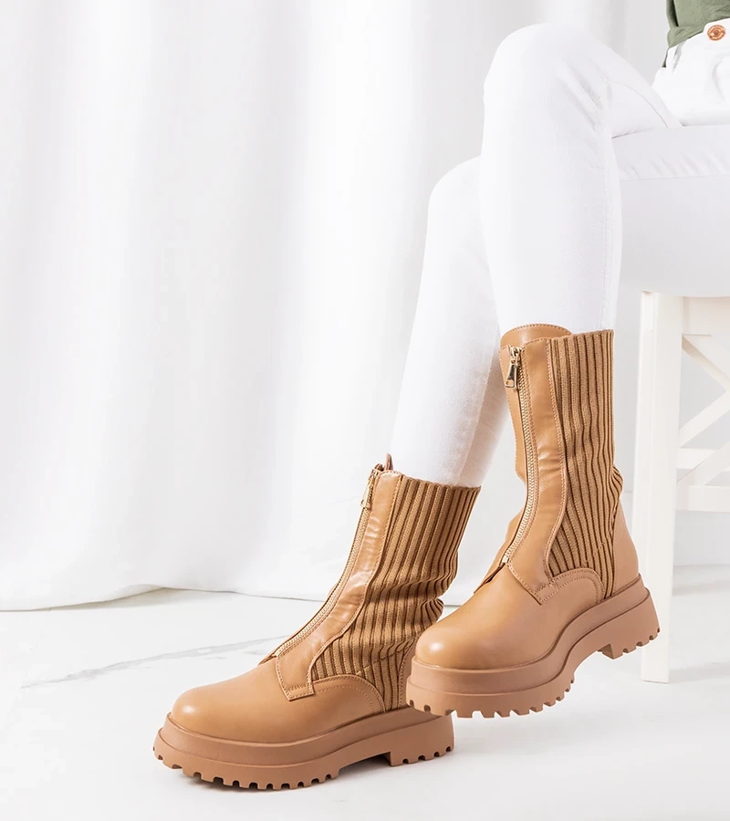 Barna bokacsizma z zoknis szárral Lewin