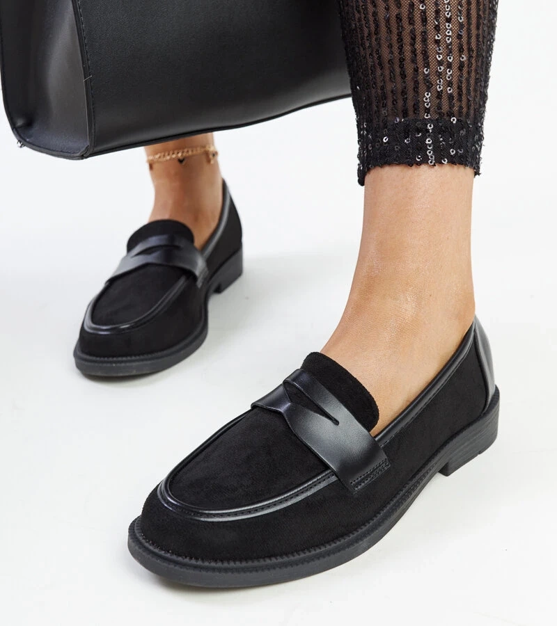 Floretta fekete szarvasbőr mocskosinok