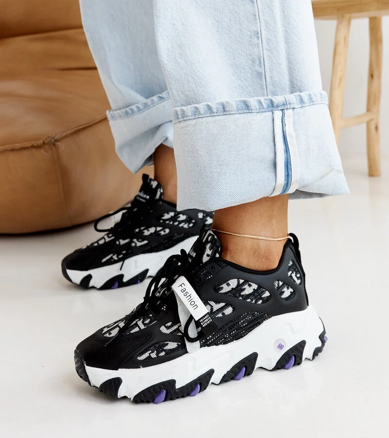 Melsen vastag talpú fekete tornacipő