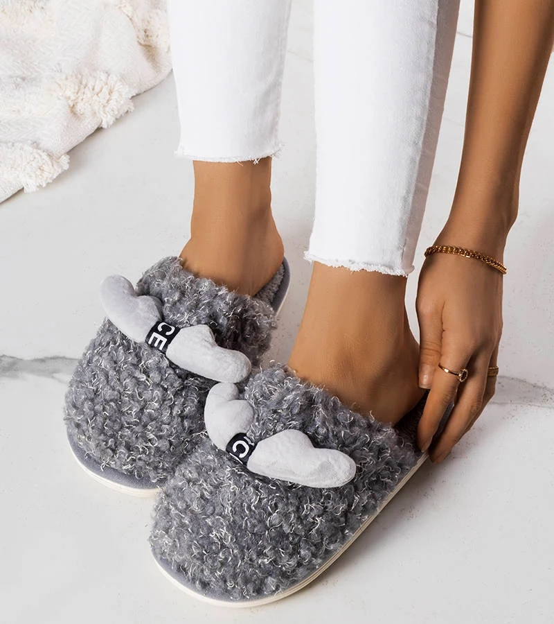 Szürke szőrös papucsok Rosny