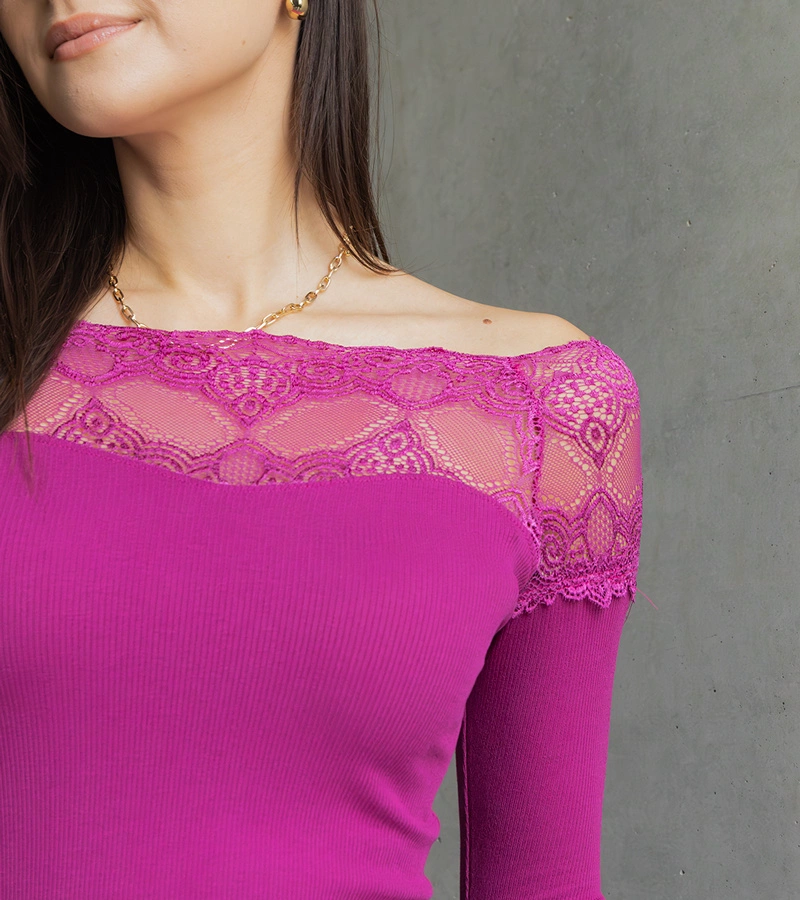 Rózsaszín spanyol blúz csipkebetéttel Vikija