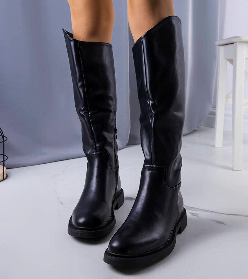 Fekete bélelt Prinio csizma