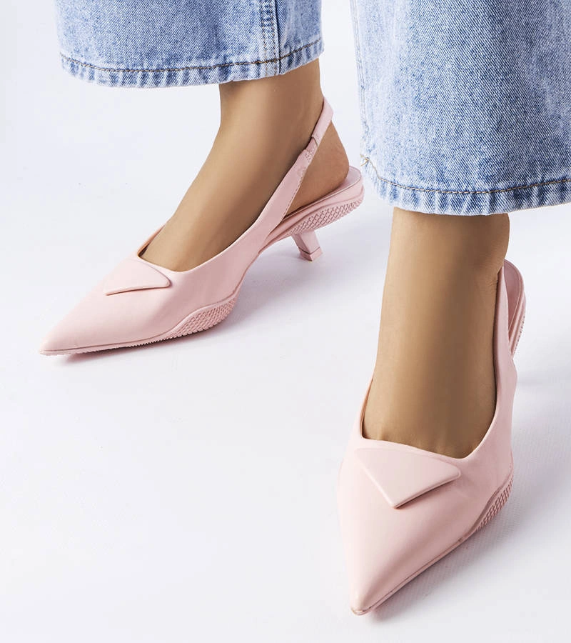 Rózsaszín szandál alacsony sarkú Gougeon