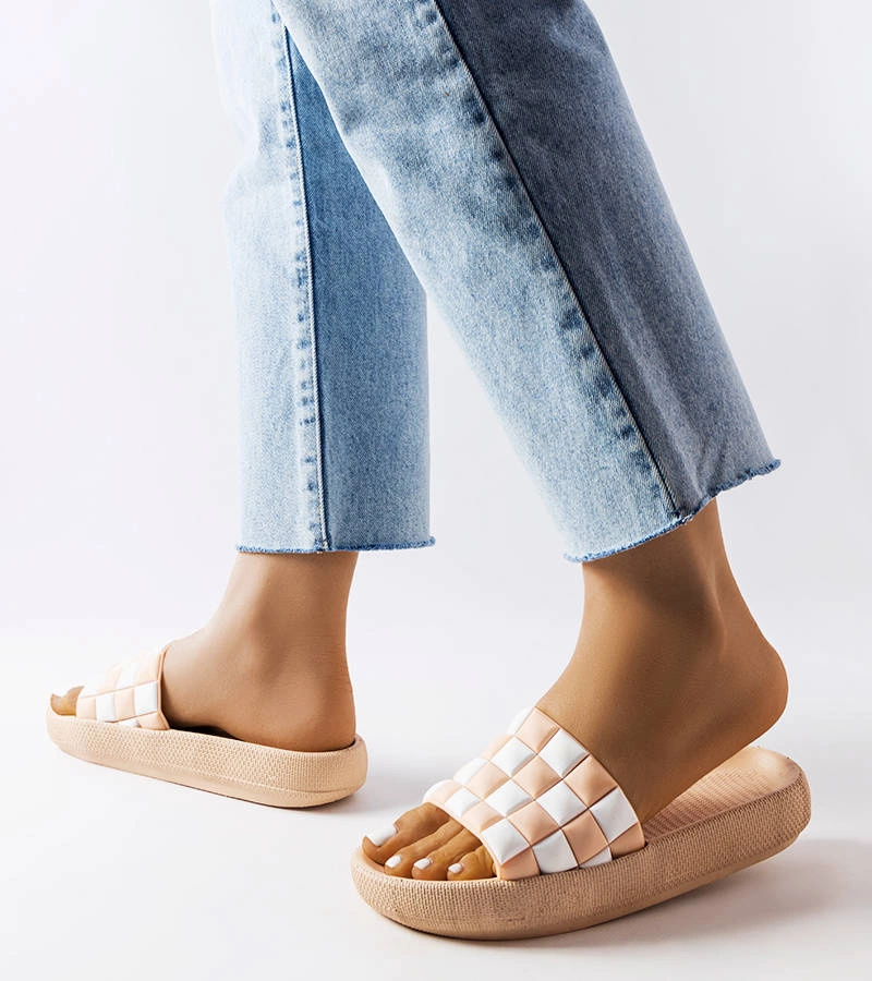 Elin bézs gumi platform papucs