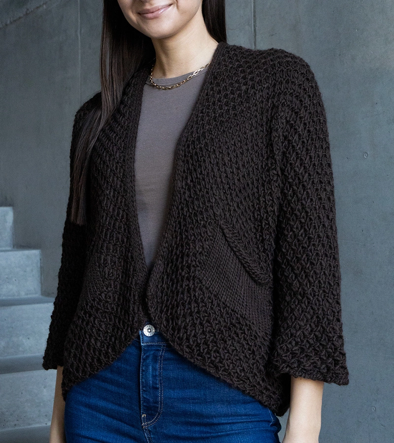 Nira barna kardigán