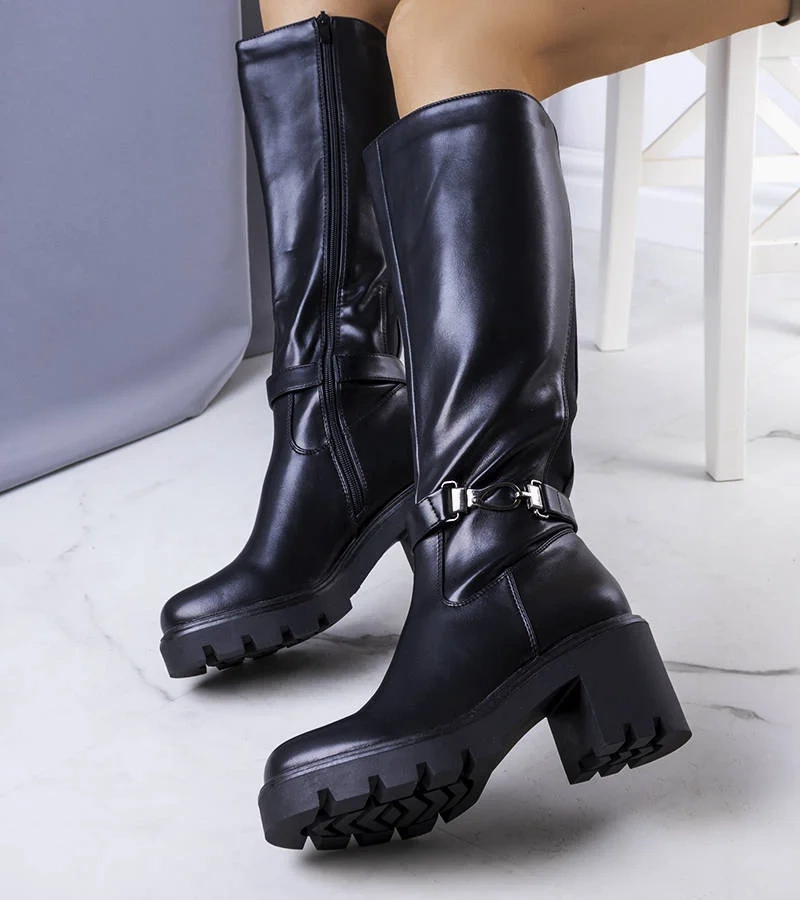 Fekete béléses Volto csizma