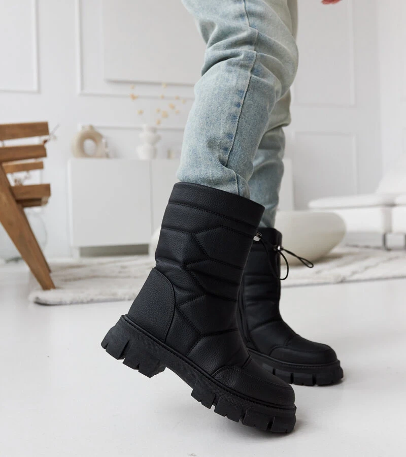 Fekete bélelt bokacsizma Lealdo - eko-bőr