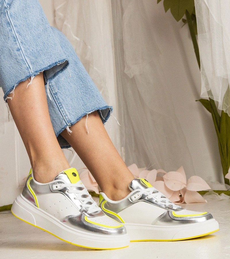 Ezüst női tornacipő neon kiegészítővel Zorra