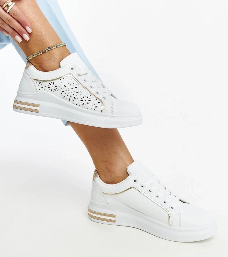 Zorka csipkés fehér csillámos tornacipő