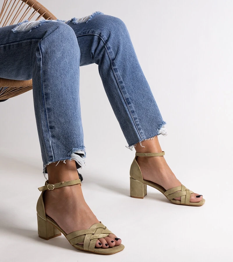 Wajda tűsarkú zöld szandál