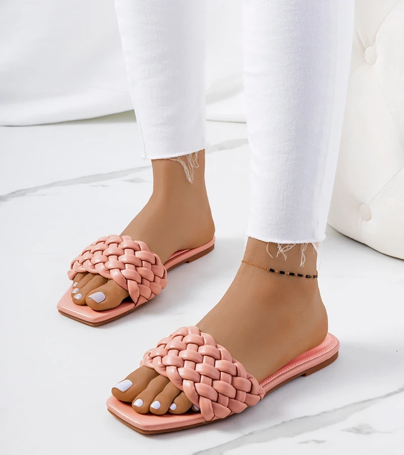 Rózsaszín lapos sarkú papucs D'Adda