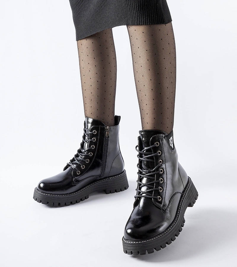 Fekete béléses bungana bakancsok