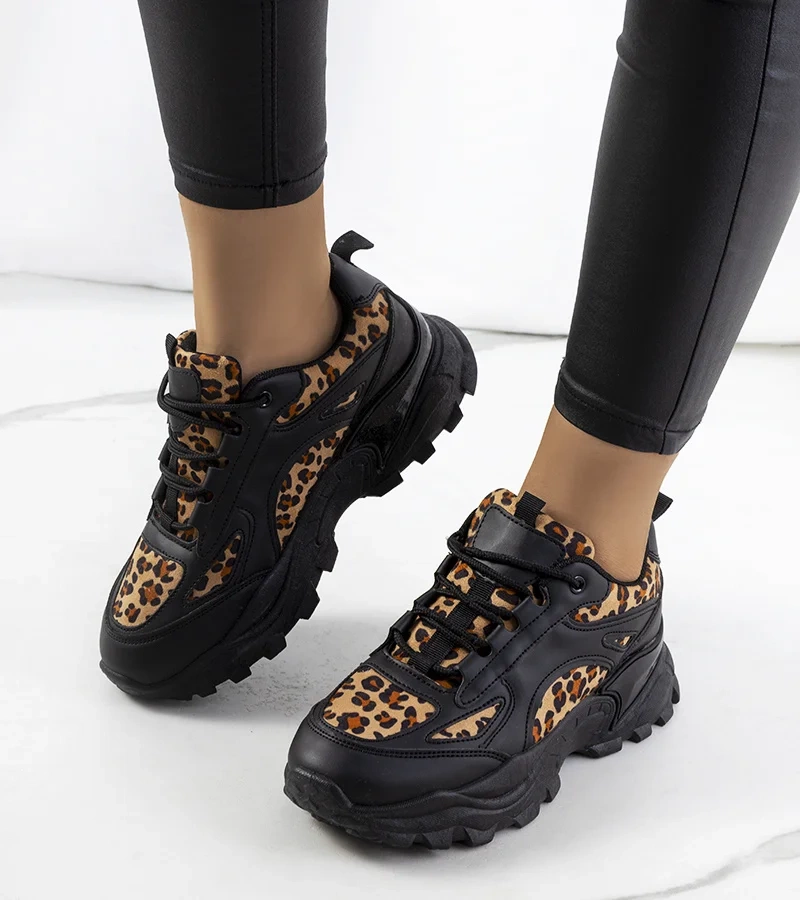 Fekete Akron sportcipők