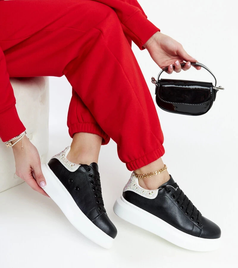 Fekete GOE JJ2N4052 platformos tornacipők