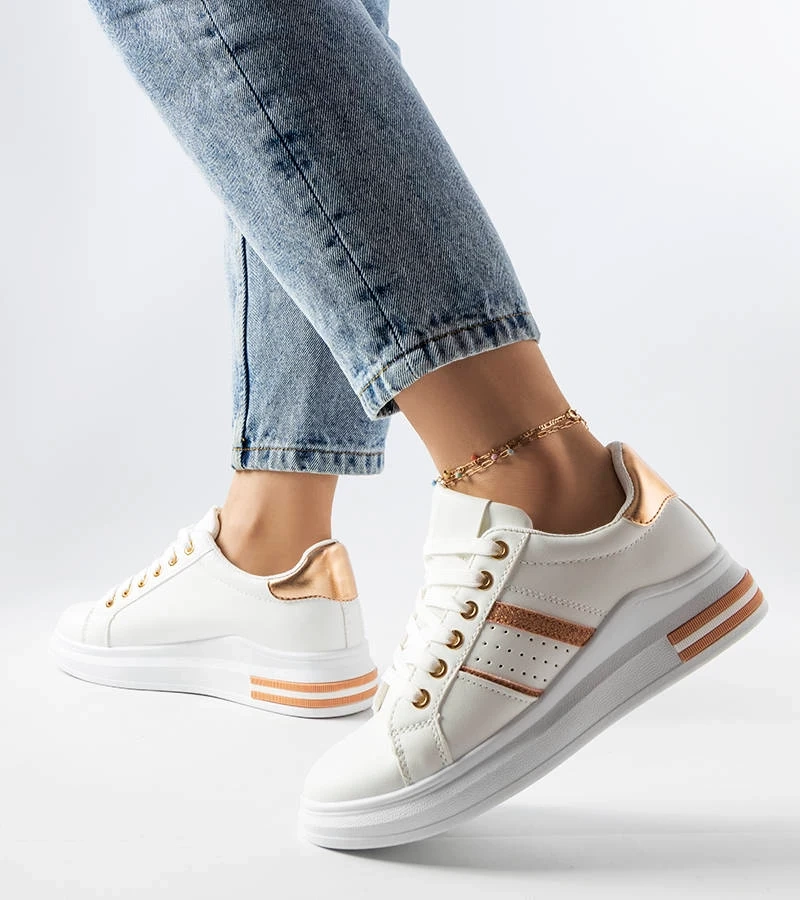 Fehér platformos tornacipők Lanoie